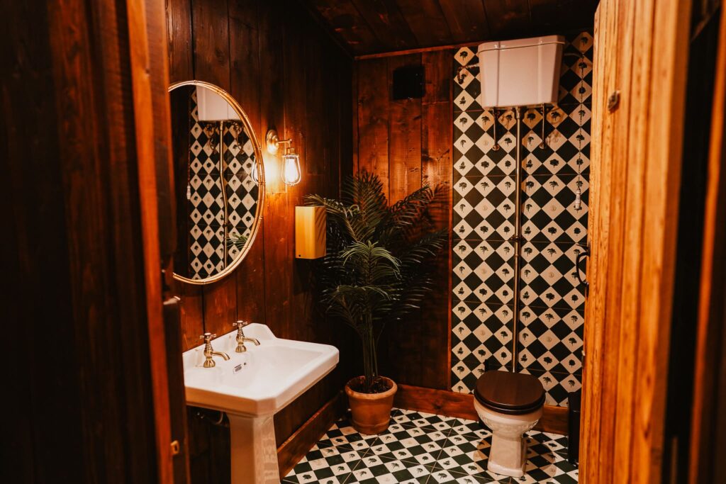 Image 10 – The Toilets